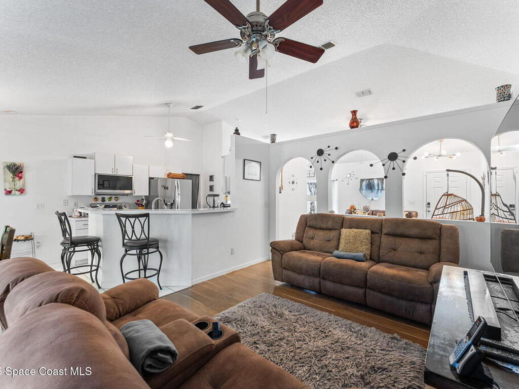 398 Taunton Road, Palm Bay, FL 32908