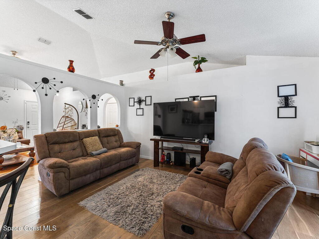 398 Taunton Road, Palm Bay, FL 32908