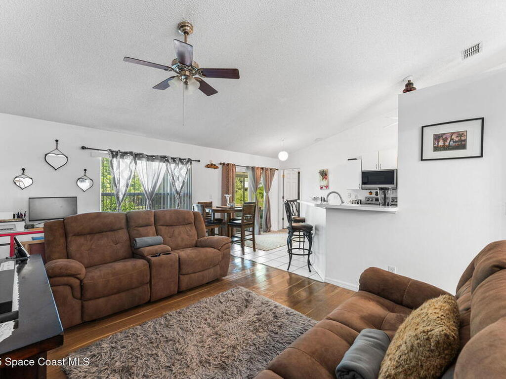 398 Taunton Road, Palm Bay, FL 32908