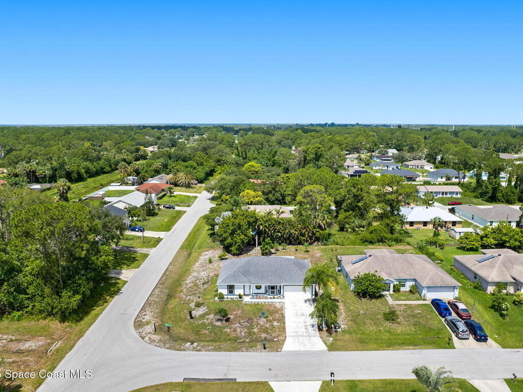 398 Taunton Road, Palm Bay, FL 32908