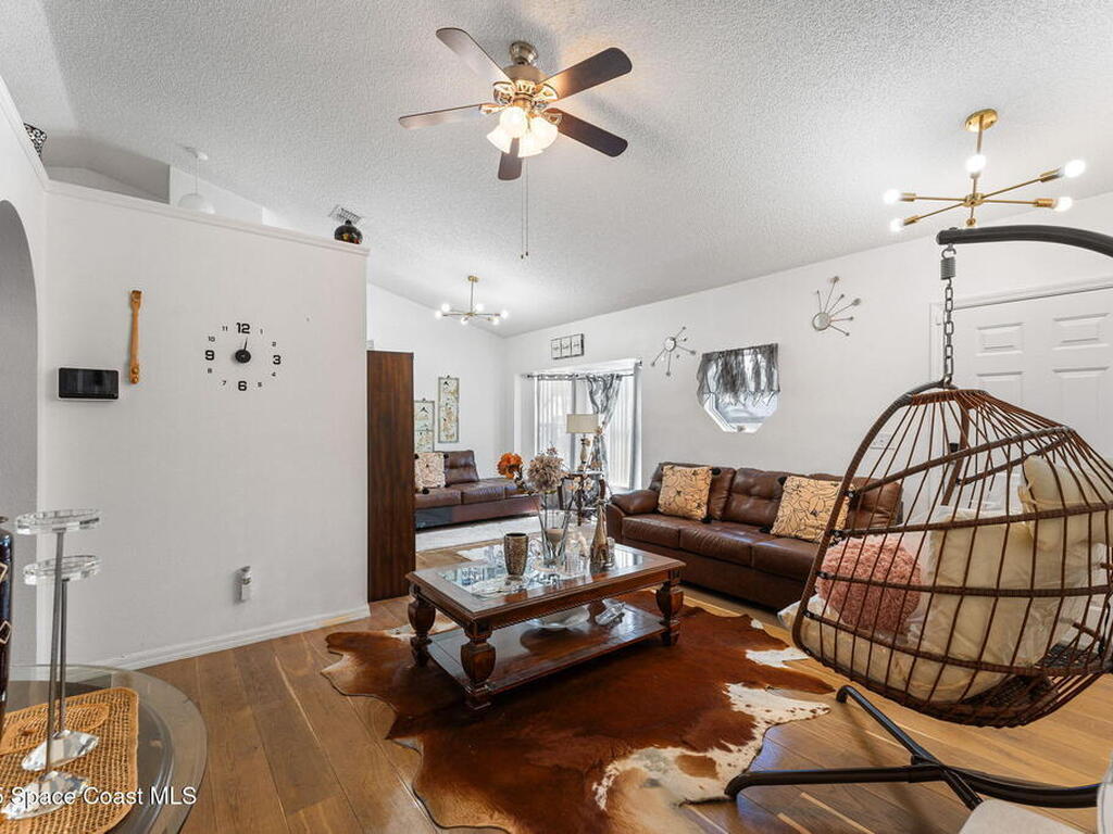 398 Taunton Road, Palm Bay, FL 32908