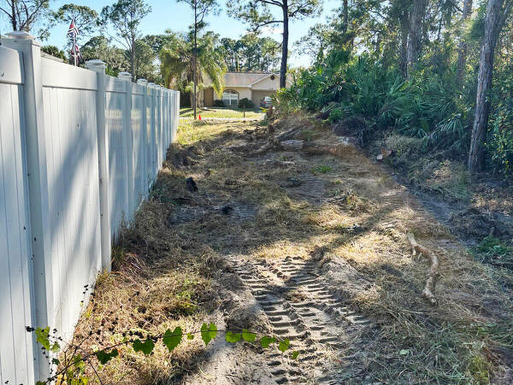 249 San Luis Street, Palm Bay, FL 32908