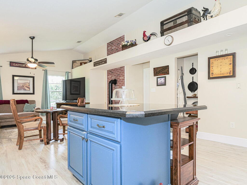 9673 Fleming Grant Road, Sebastian, FL 32976