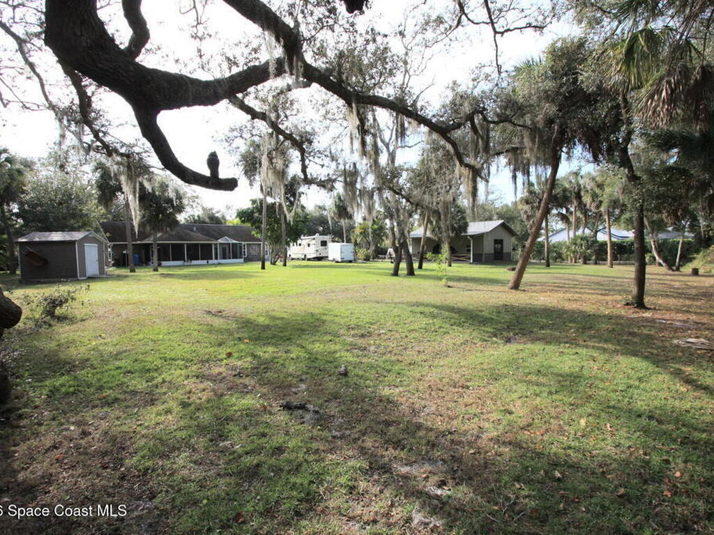 9673 Fleming Grant Road, Sebastian, FL 32976