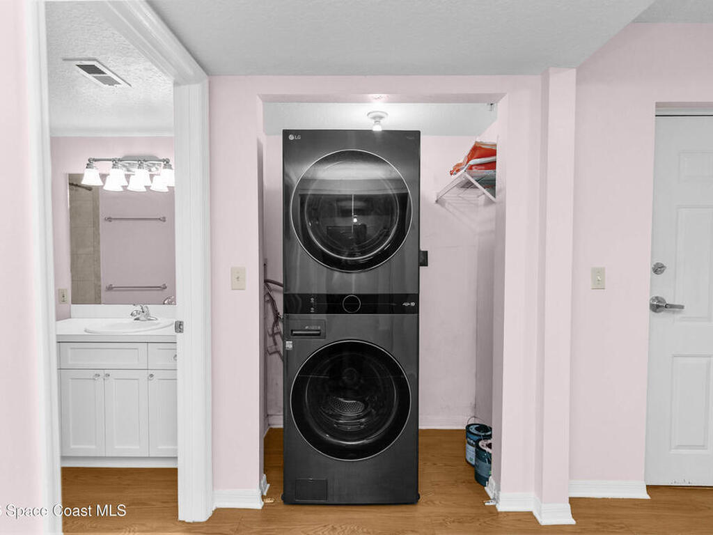 1410 Huntington Lane, Rockledge, FL 32955