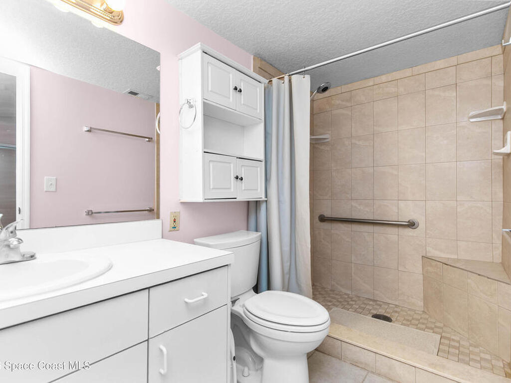 1410 Huntington Lane, Rockledge, FL 32955