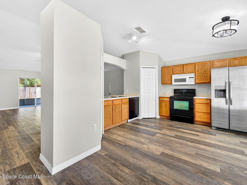 4770 Elena Way, Melbourne, FL 32934