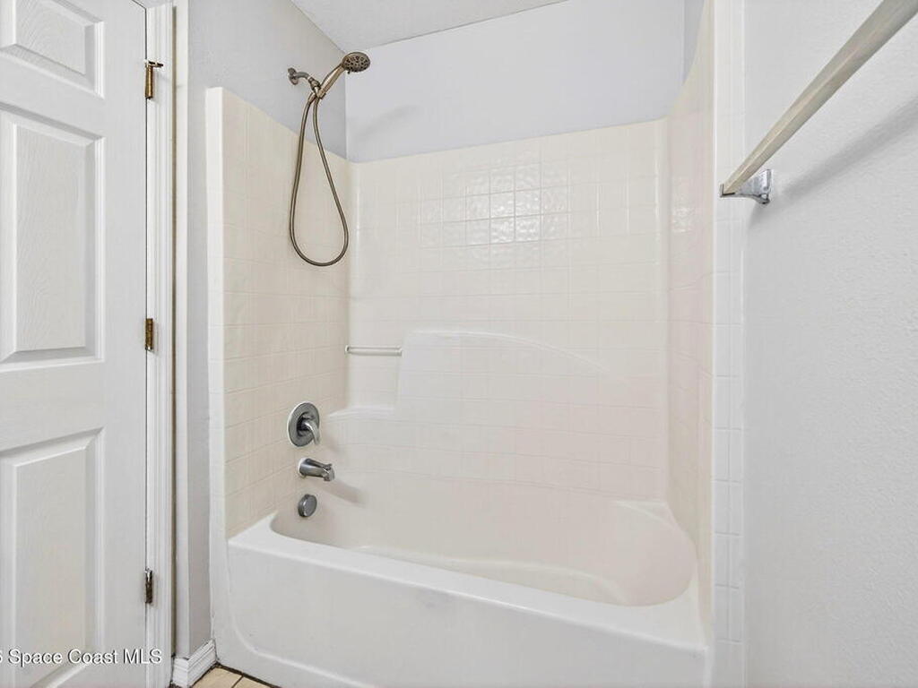 4770 Elena Way, Melbourne, FL 32934