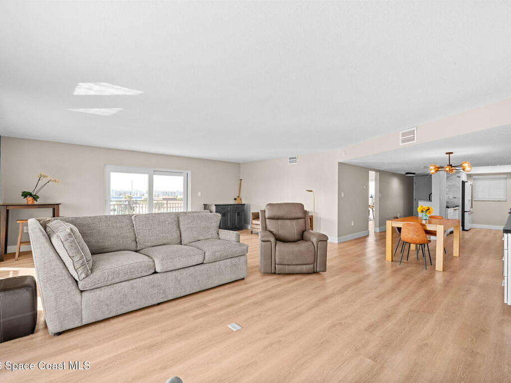 3060 N Atlantic Avenue, Cocoa Beach, FL 32931