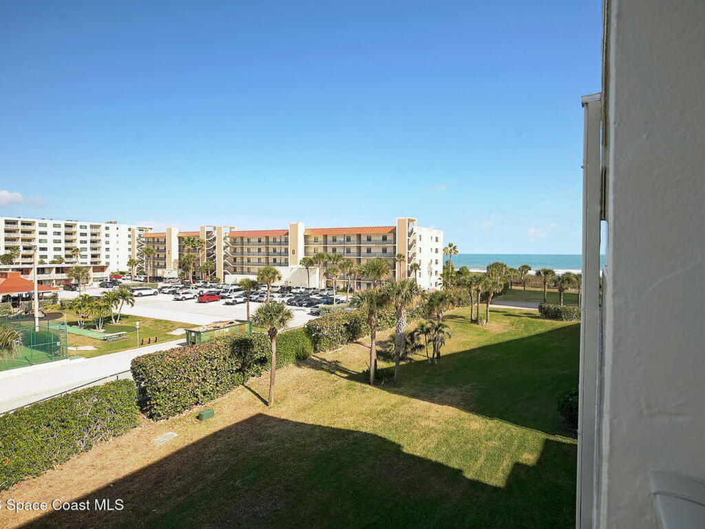 850 N Atlantic Avenue, Cocoa Beach, FL 32931