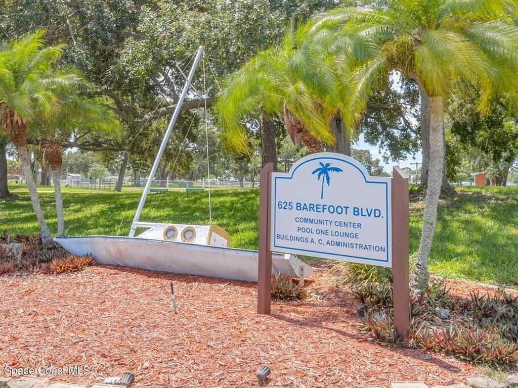 914 Hyacinth Circle, Barefoot Bay, FL 32976