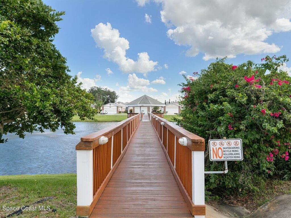 1069 S Fork Circle, Melbourne, FL 32901