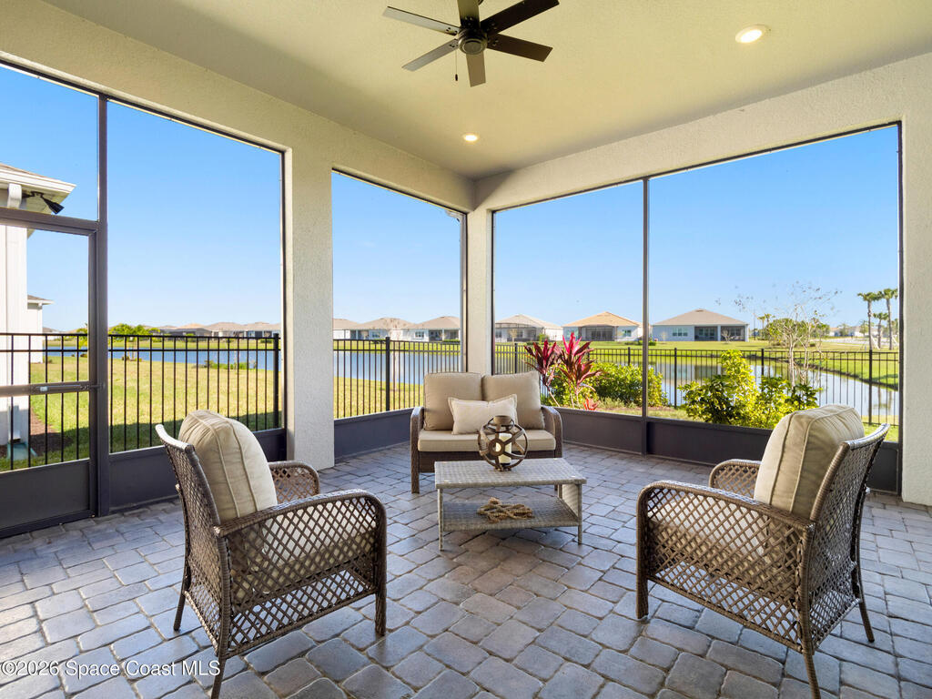 8969 Shoreline Avenue, Melbourne, FL 32940