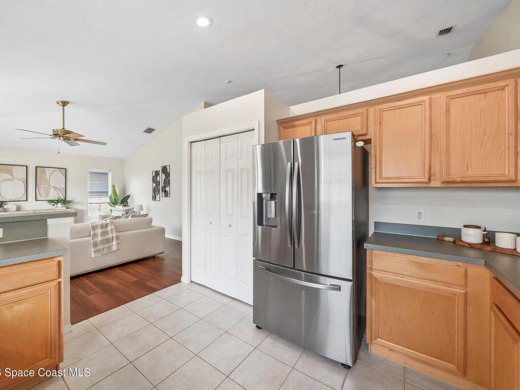 332 Brookcrest Circle, Rockledge, FL 32955