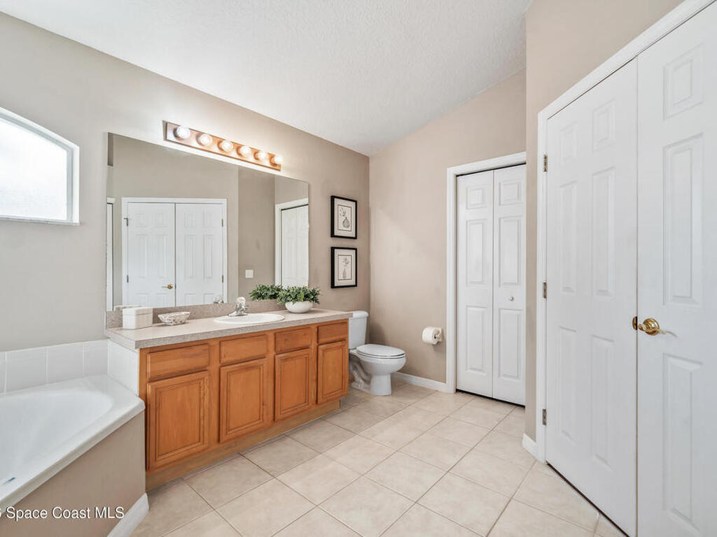 332 Brookcrest Circle, Rockledge, FL 32955