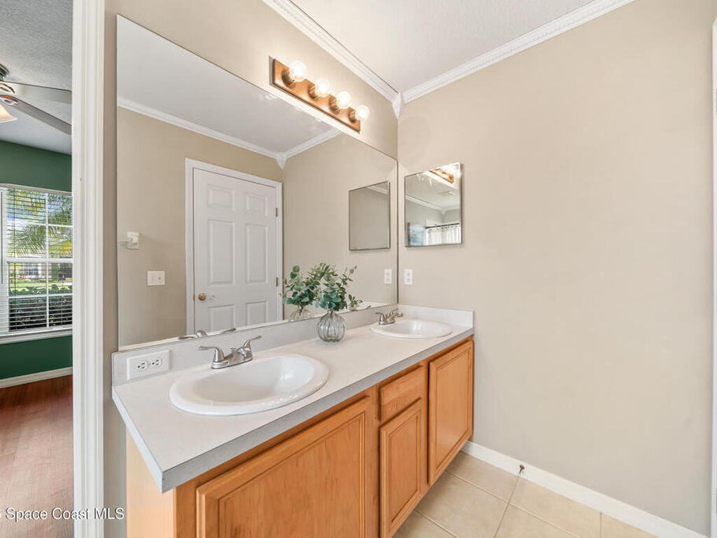 332 Brookcrest Circle, Rockledge, FL 32955