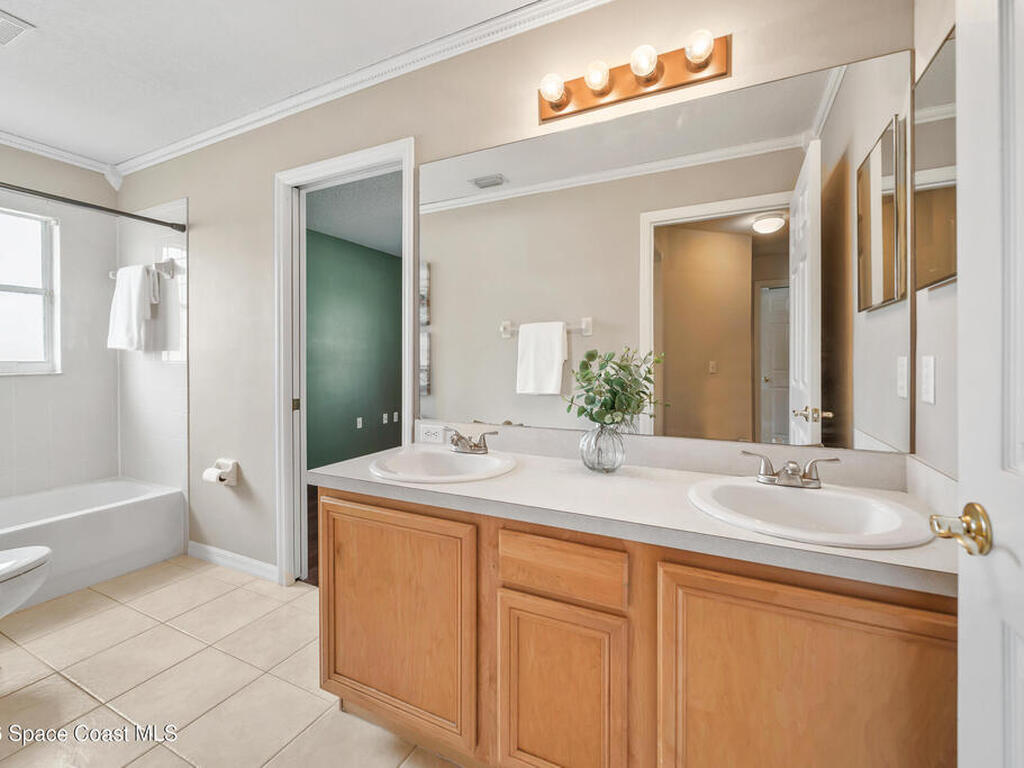 332 Brookcrest Circle, Rockledge, FL 32955