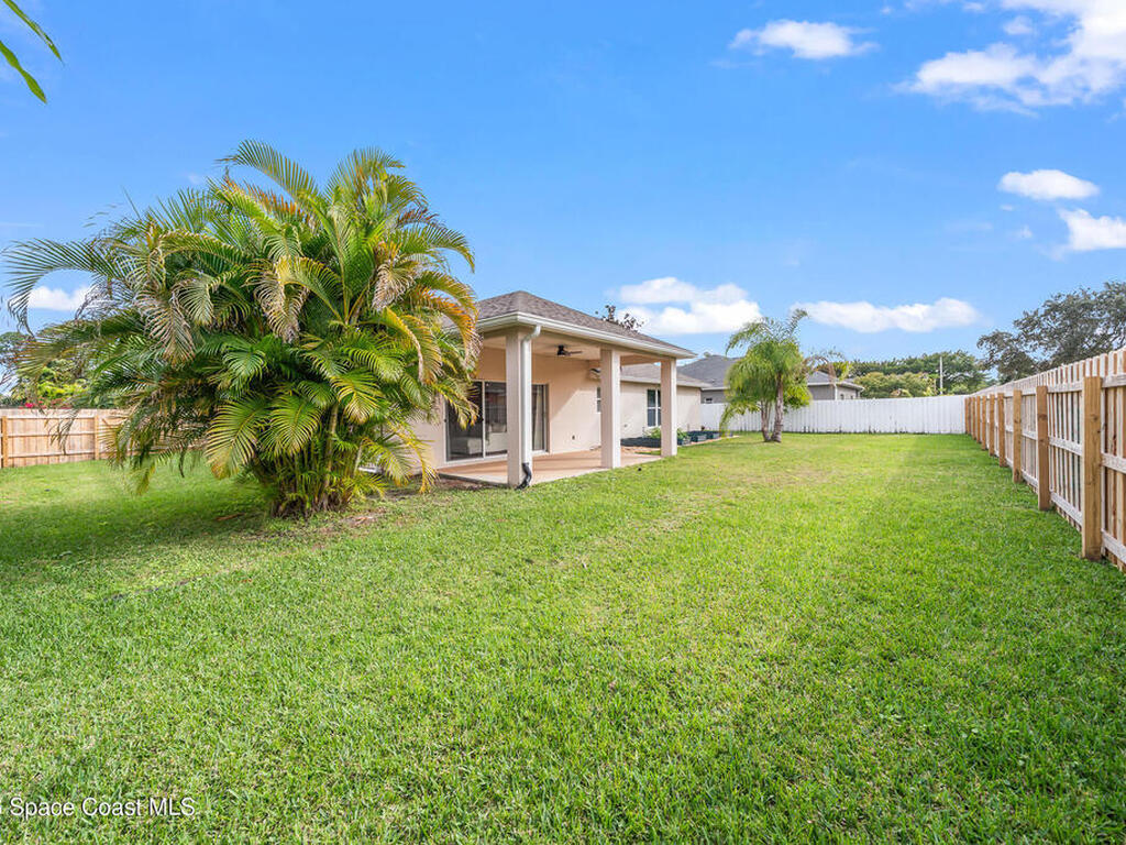 332 Brookcrest Circle, Rockledge, FL 32955