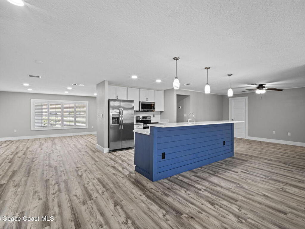 1470 Sykes Creek Drive, Merritt Island, FL 32953