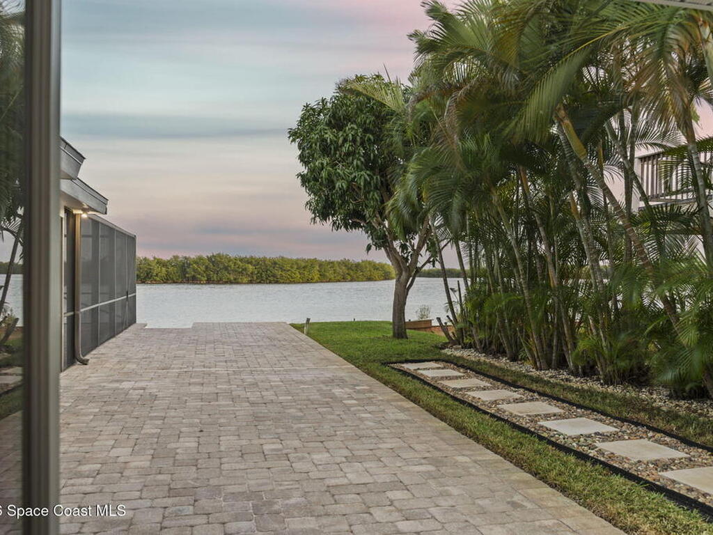 1470 Sykes Creek Drive, Merritt Island, FL 32953