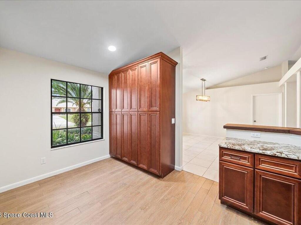 189 Abeto Terrace, Sebastian, FL 32958