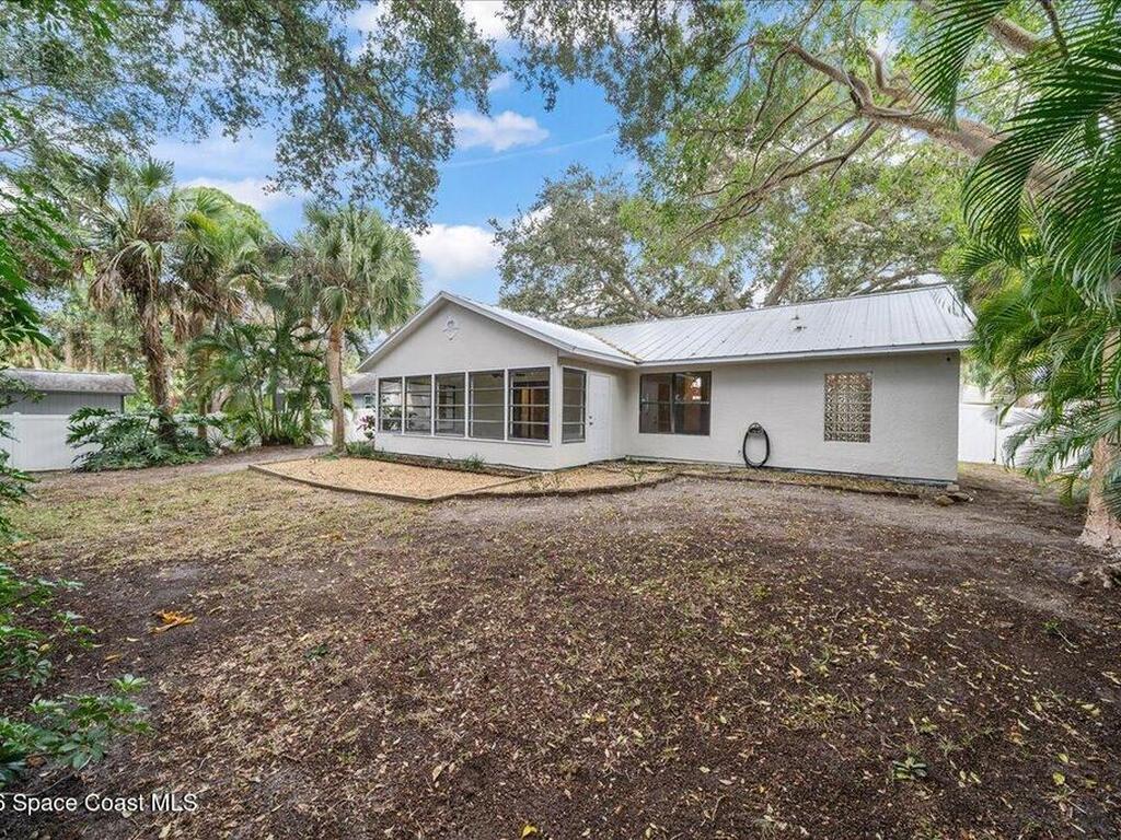 189 Abeto Terrace, Sebastian, FL 32958