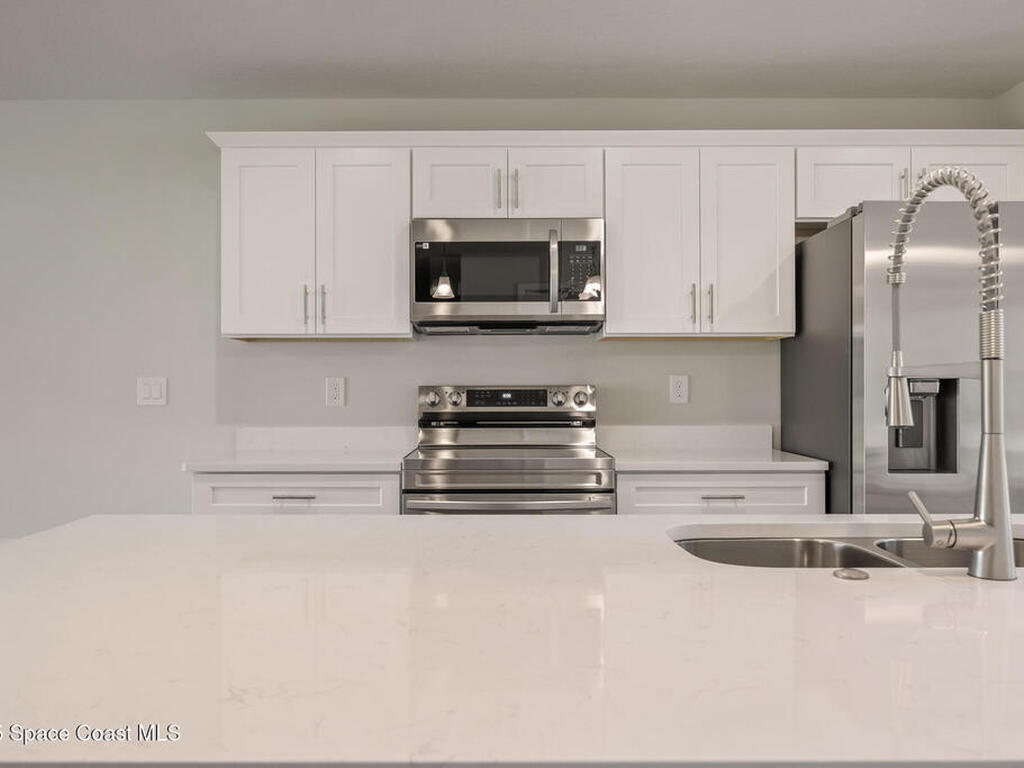 168 Hidden Woods Place, Melbourne, FL 32901