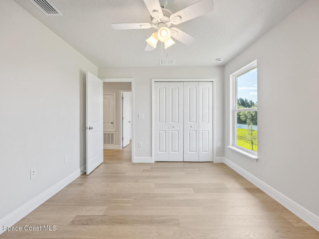 208 Hidden Woods Place, Melbourne, FL 32901