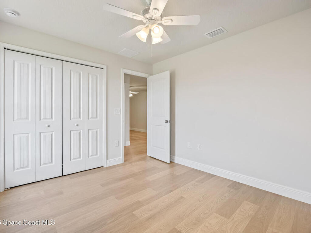 208 Hidden Woods Place, Melbourne, FL 32901