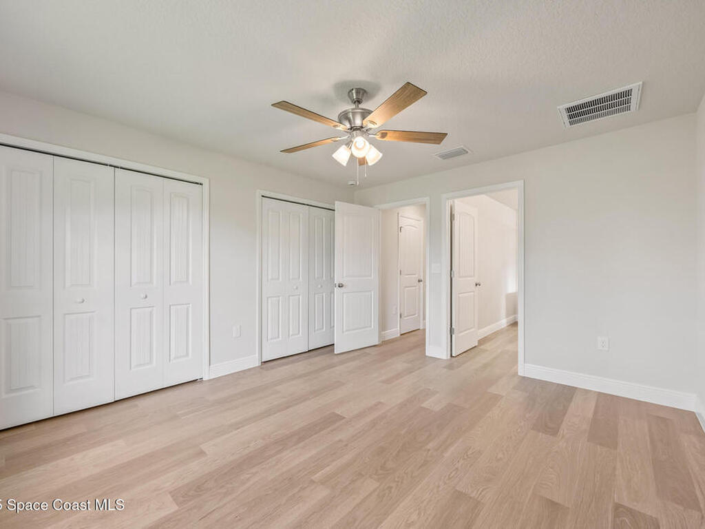 208 Hidden Woods Place, Melbourne, FL 32901