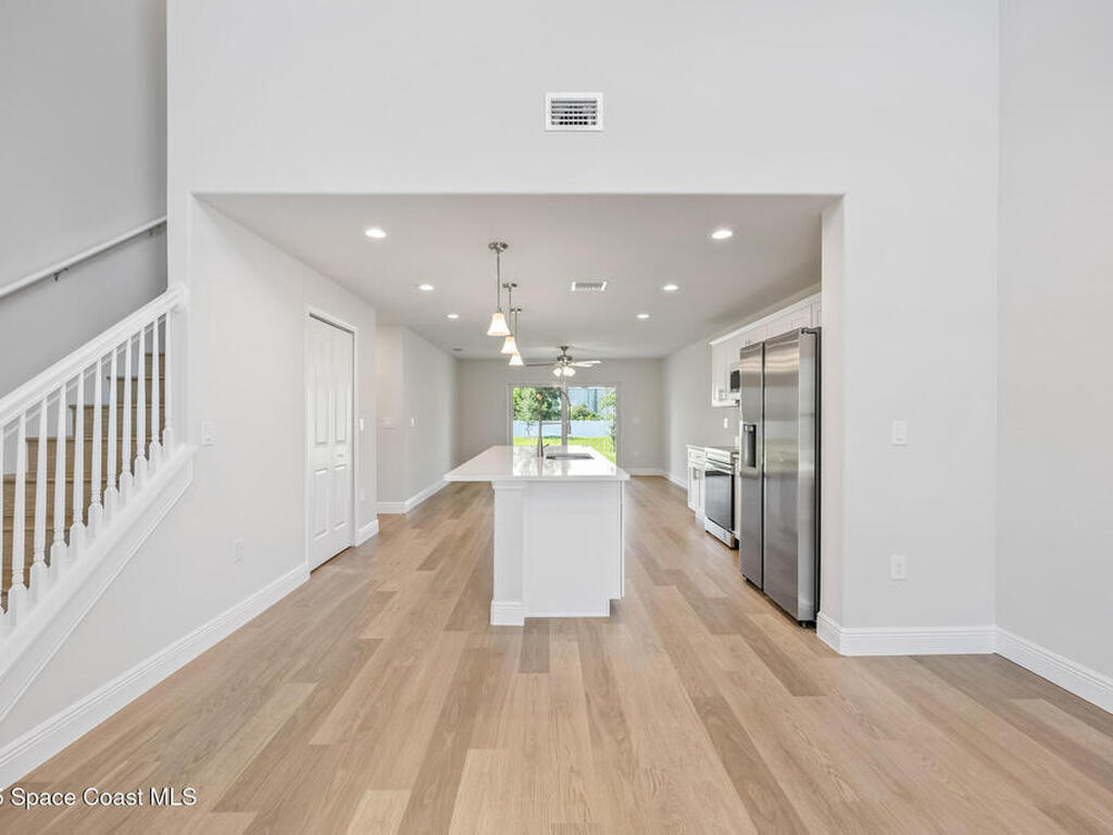 208 Hidden Woods Place, Melbourne, FL 32901