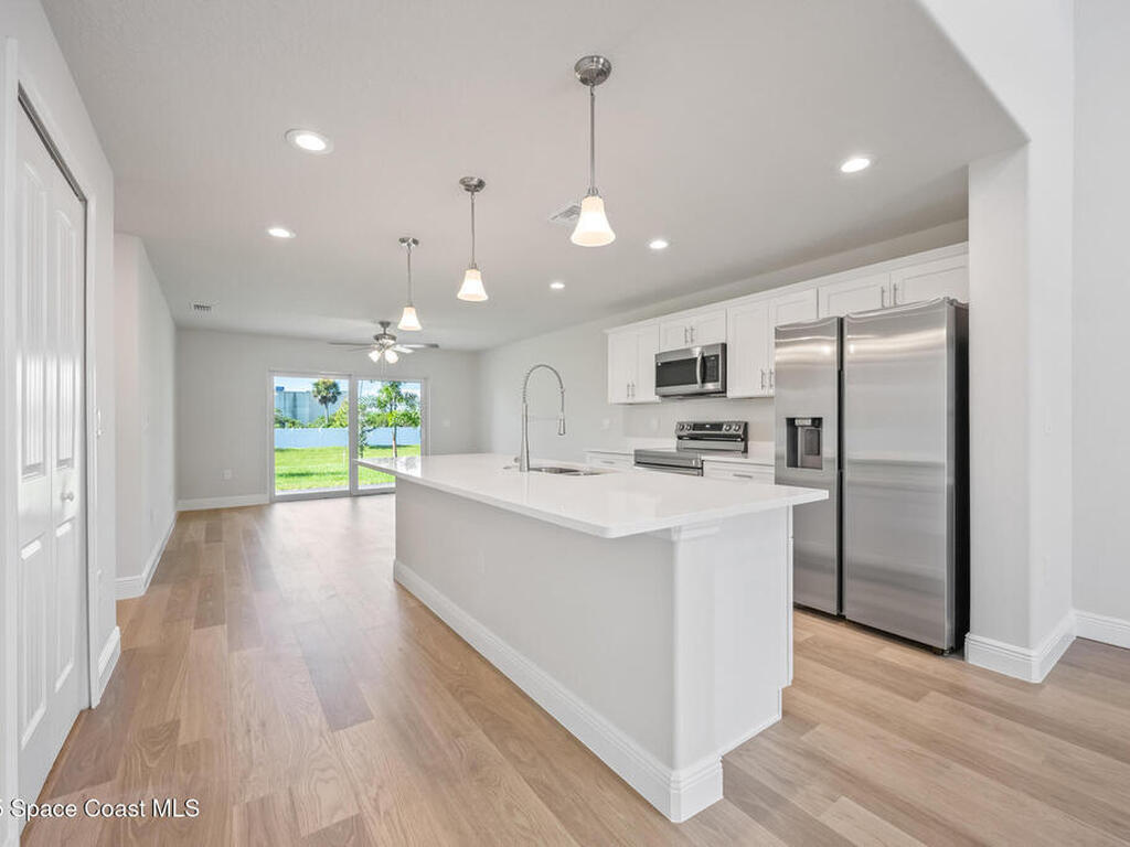 208 Hidden Woods Place, Melbourne, FL 32901