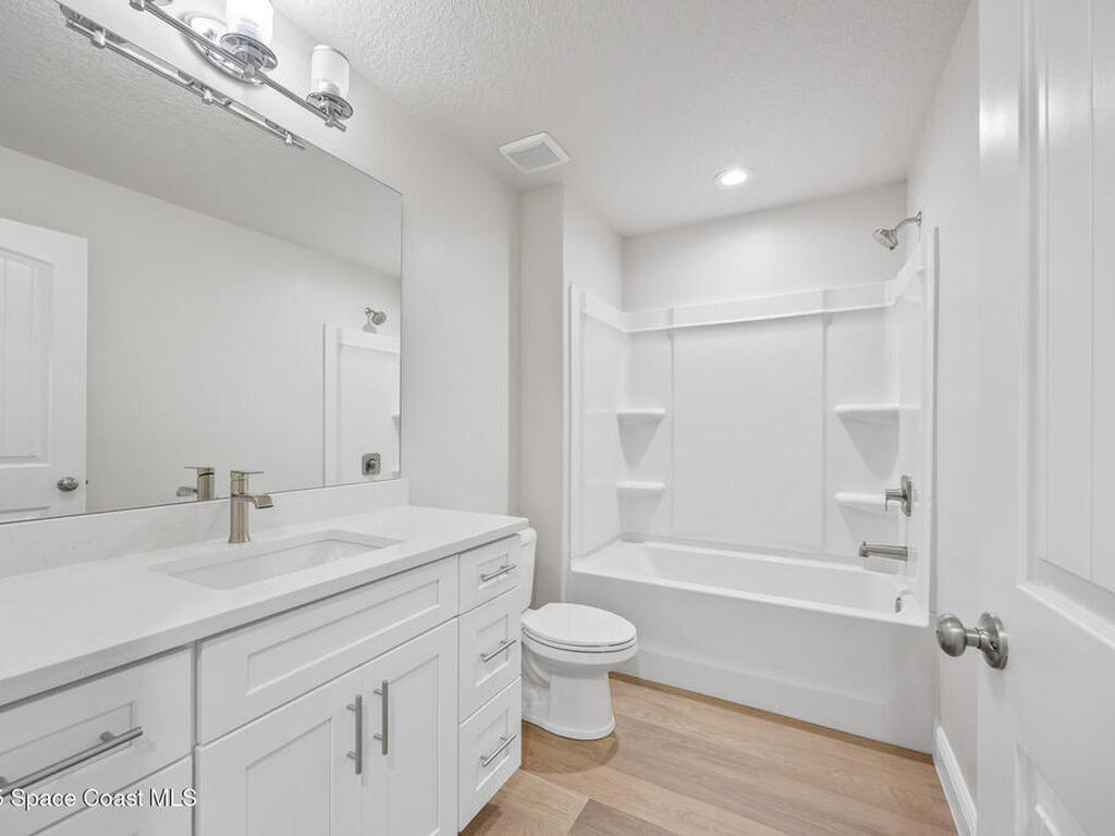 178 Hidden Woods Place, Melbourne, FL 32901