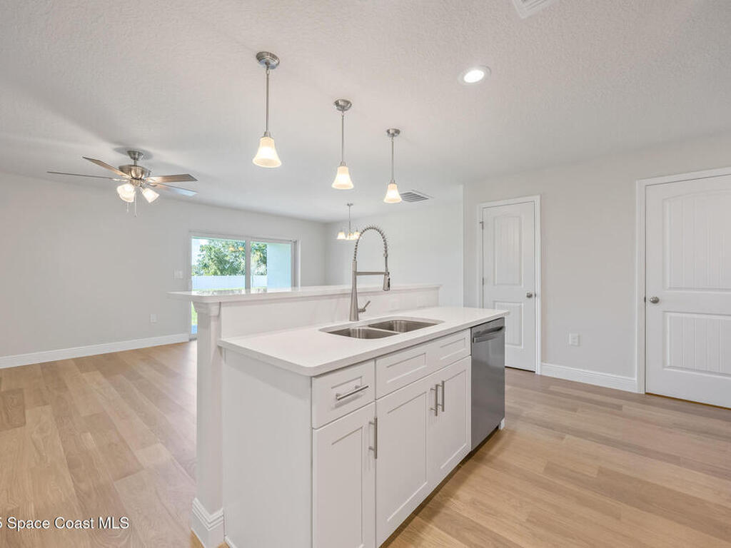 178 Hidden Woods Place, Melbourne, FL 32901