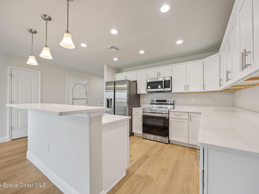 178 Hidden Woods Place, Melbourne, FL 32901