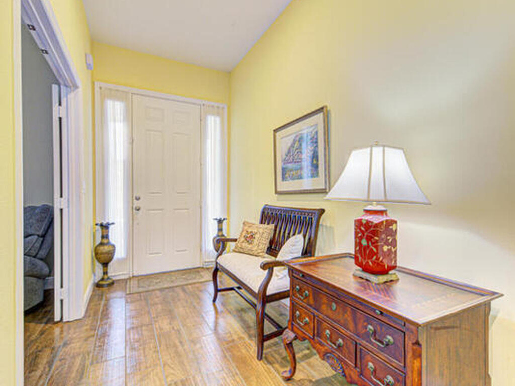 462 Gancedo Street, Palm Bay, FL 32908