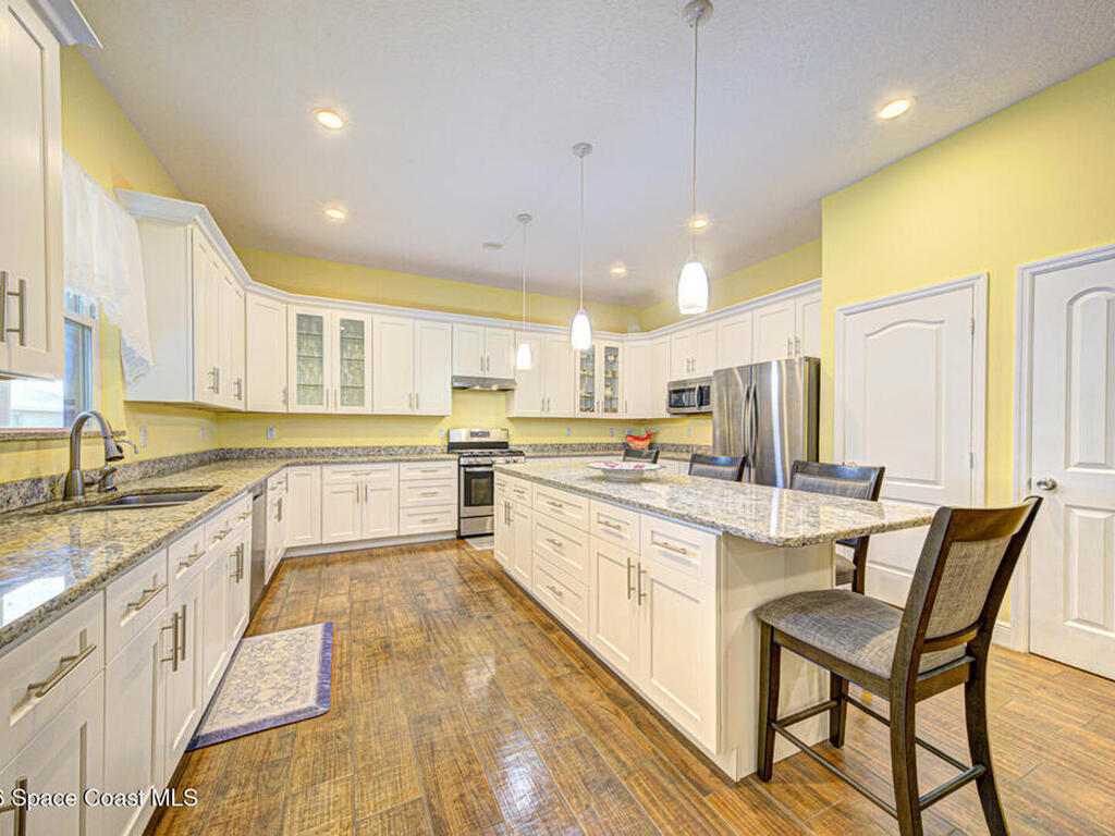 462 Gancedo Street, Palm Bay, FL 32908