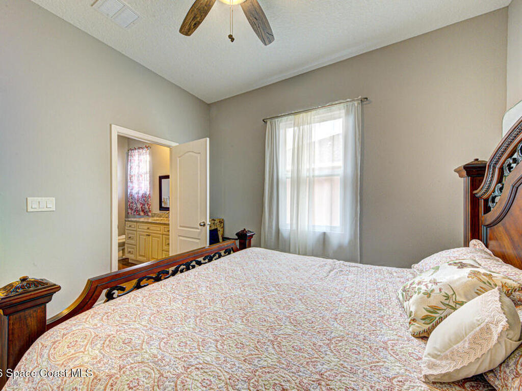 462 Gancedo Street, Palm Bay, FL 32908