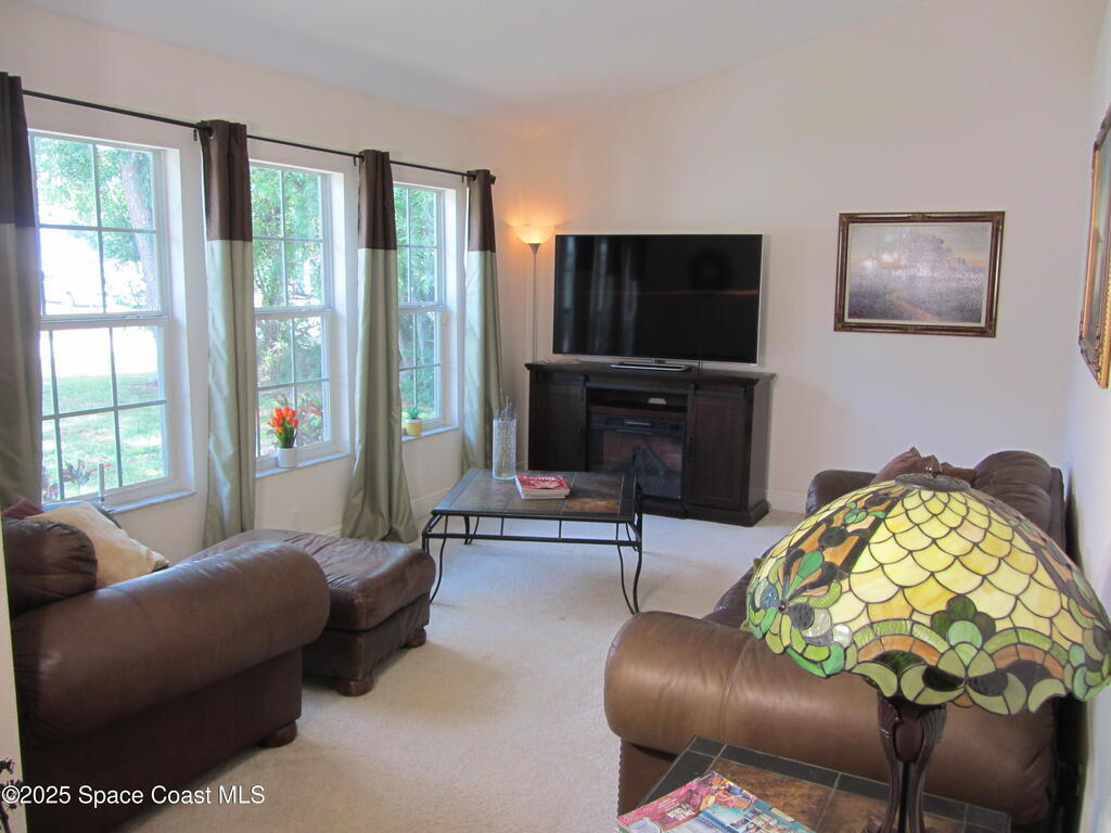 1422 Kaslo Circle, Palm Bay, FL 32907