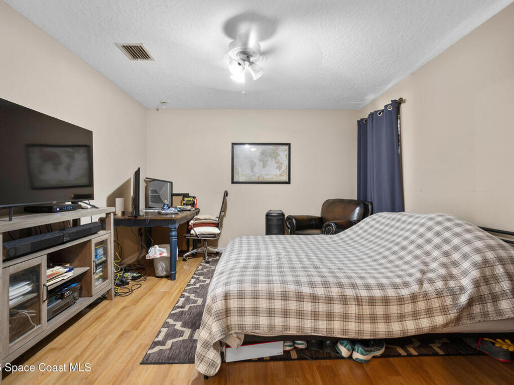 597 Durant Street, Sebastian, FL 32958