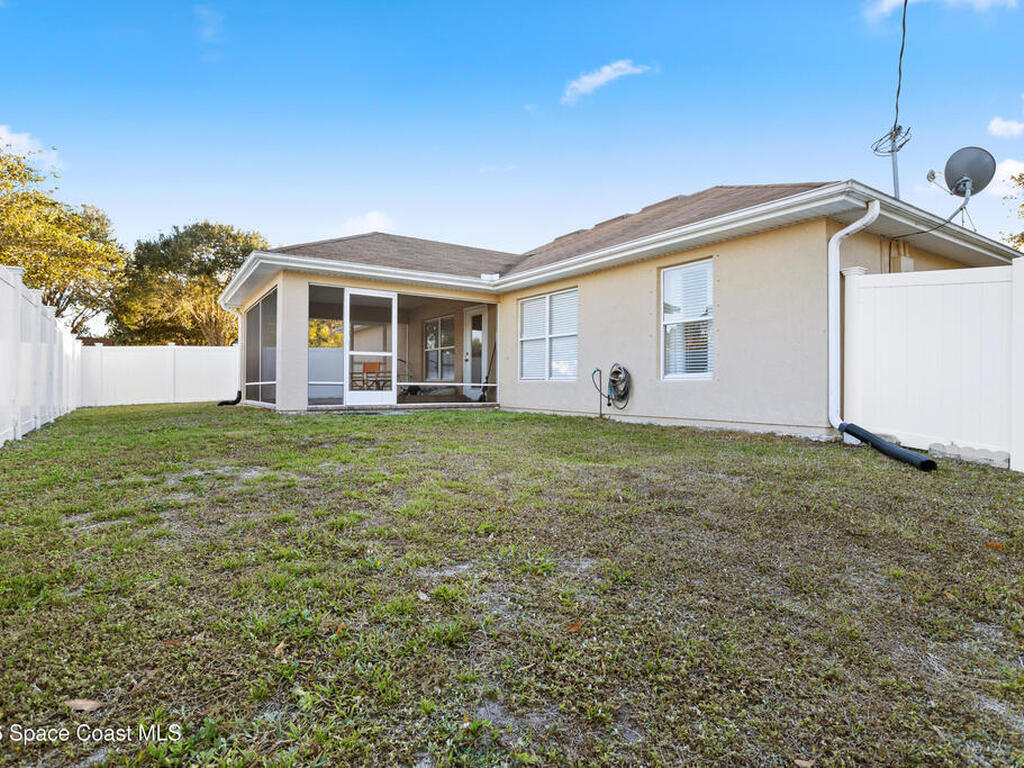 597 Durant Street, Sebastian, FL 32958