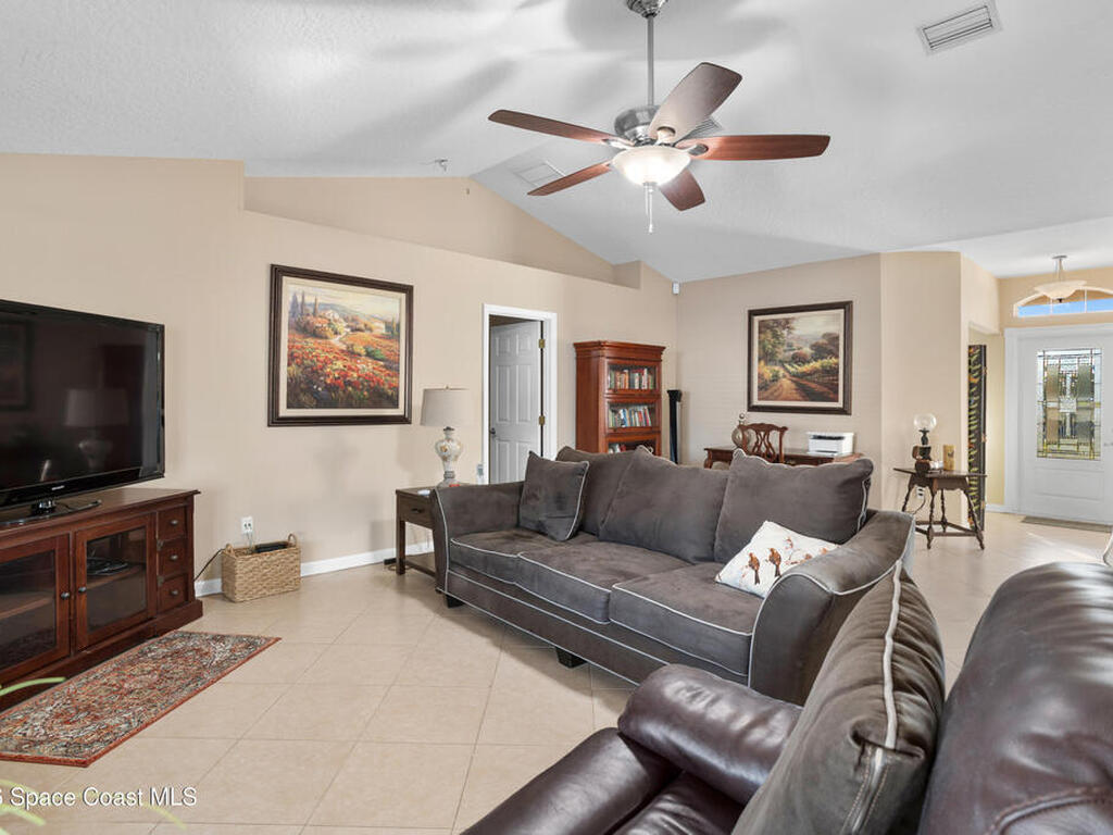 597 Durant Street, Sebastian, FL 32958