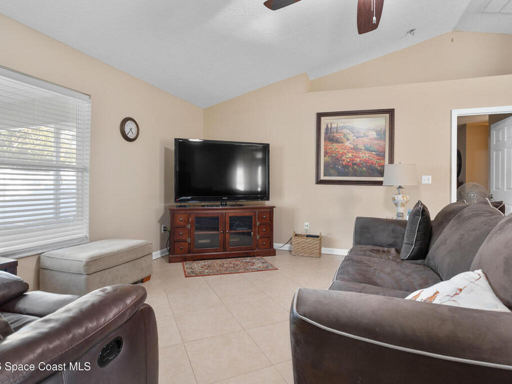 597 Durant Street, Sebastian, FL 32958