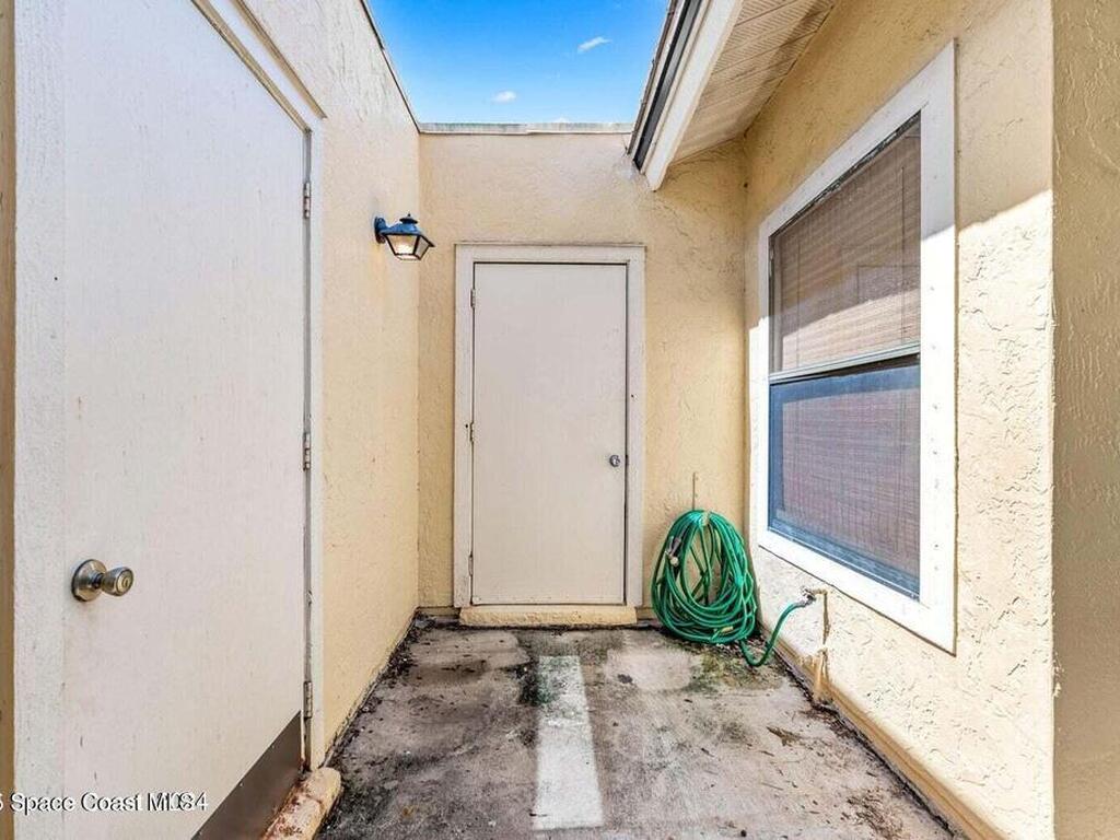 157 Eton Circle, Melbourne, FL 32940