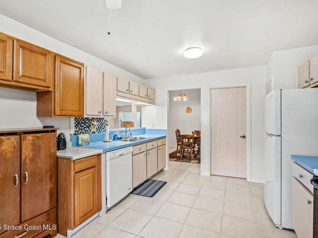 157 Eton Circle, Melbourne, FL 32940