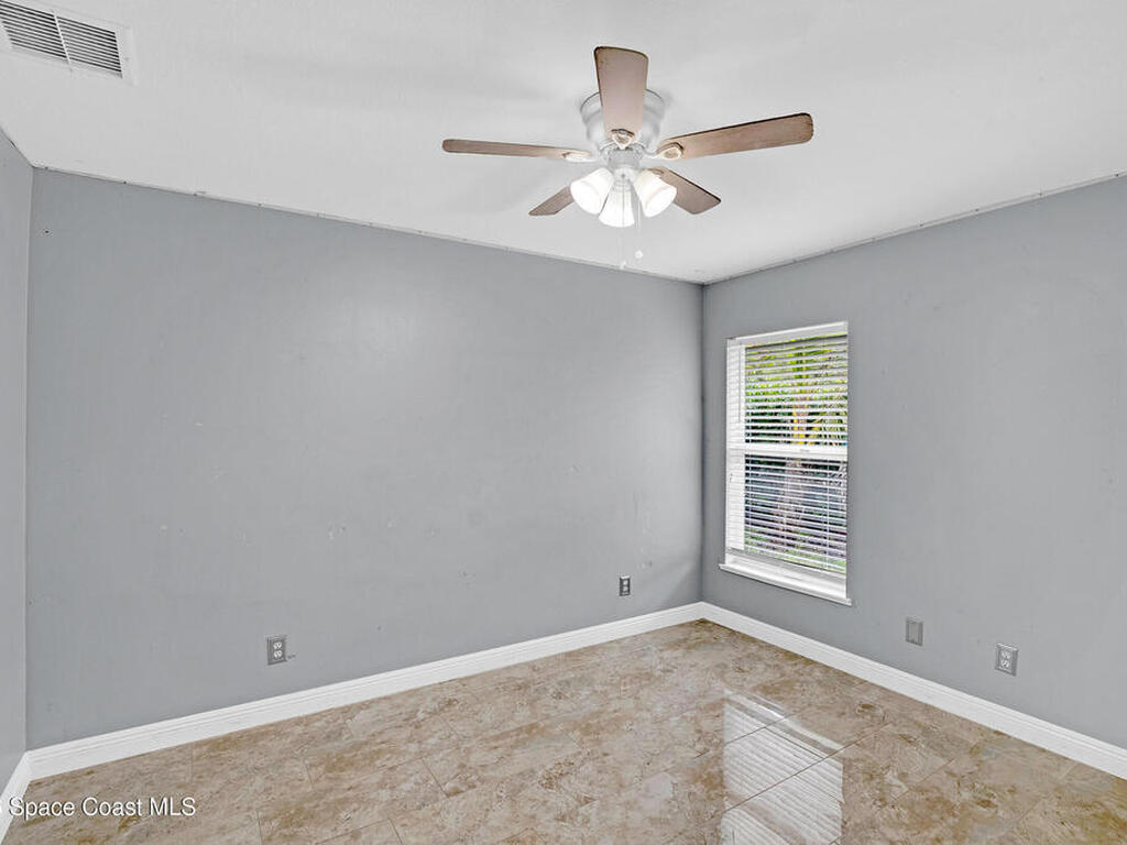 2120 87th Court, Vero Beach, FL 32966