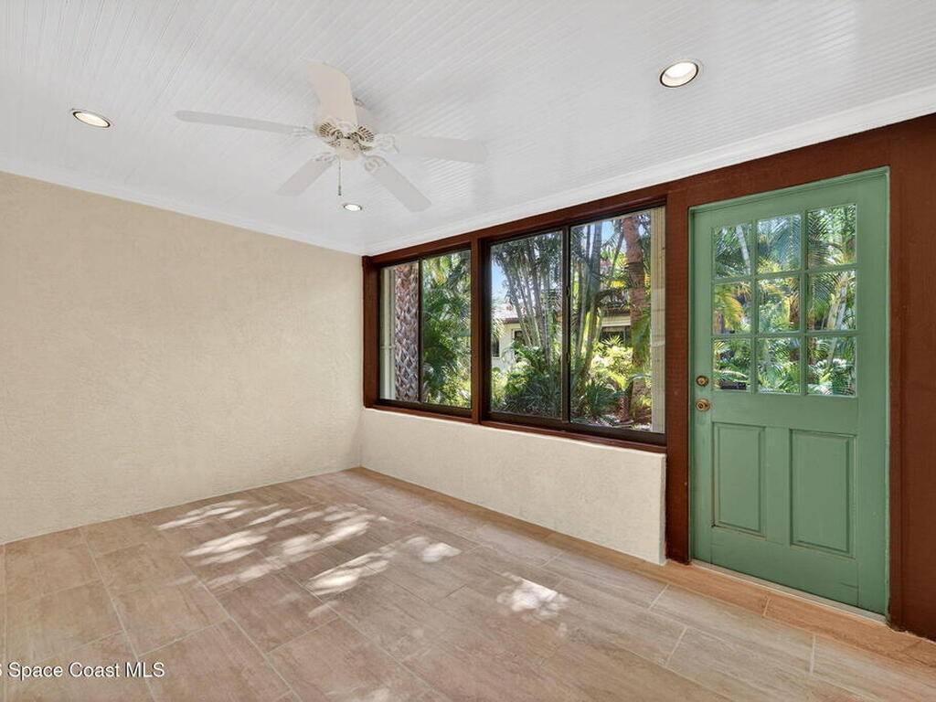 1607 Parkside Place, Indian Harbour Beach, FL 32937