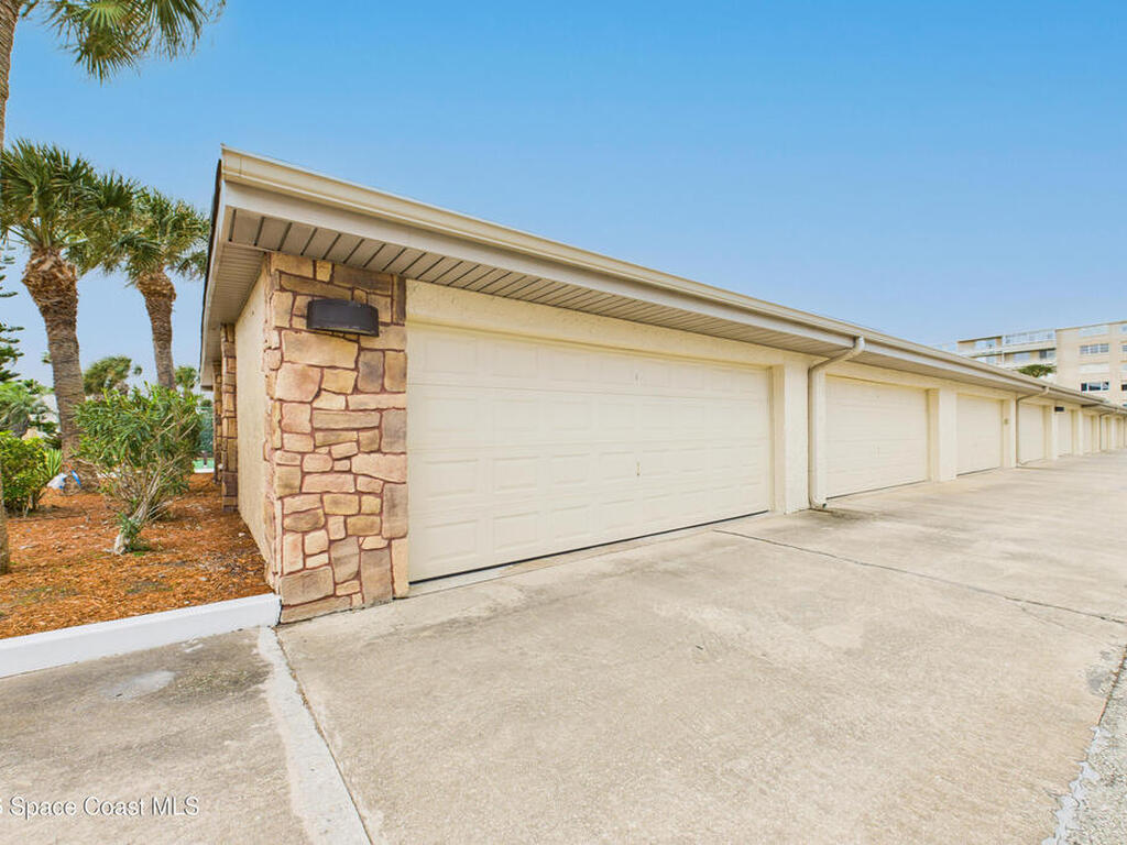 1860 N Atlantic Avenue, Cocoa Beach, FL 32931