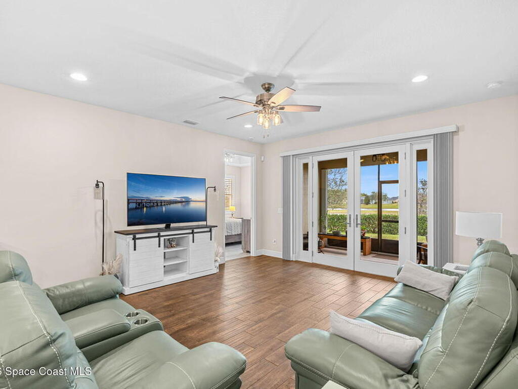 7377 Bluemink Lane, Melbourne, FL 32940