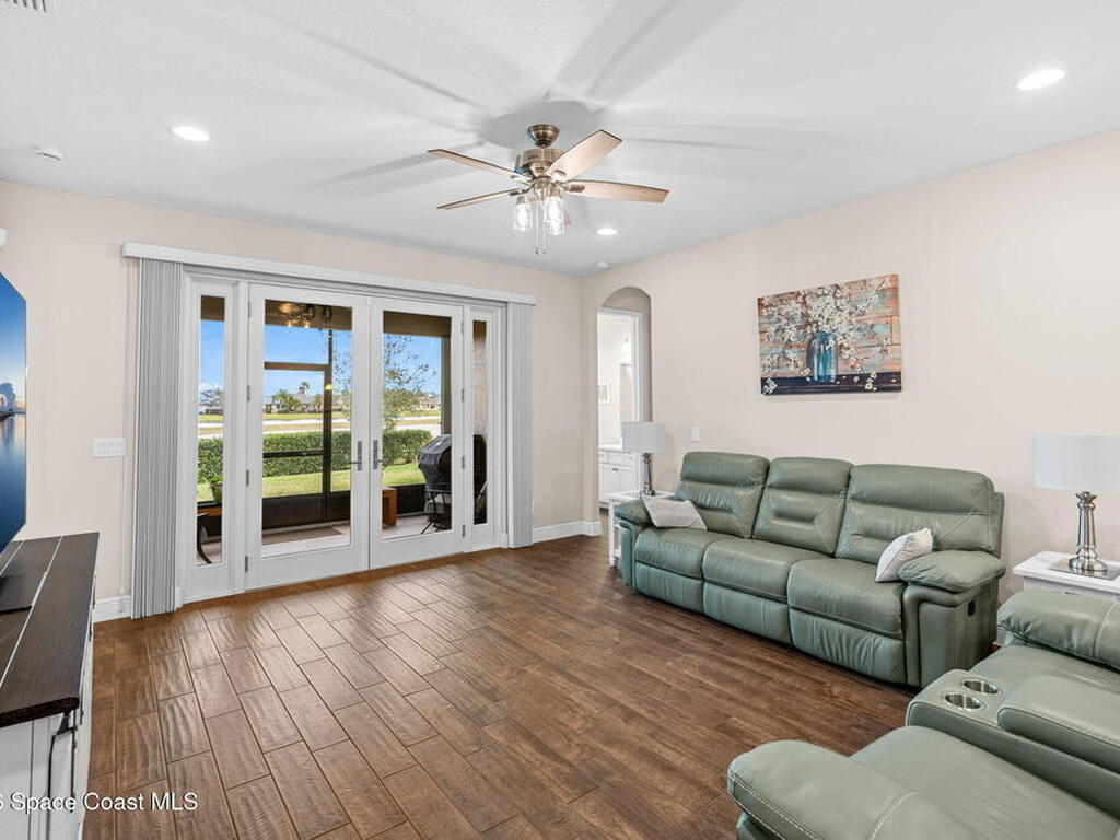 7377 Bluemink Lane, Melbourne, FL 32940